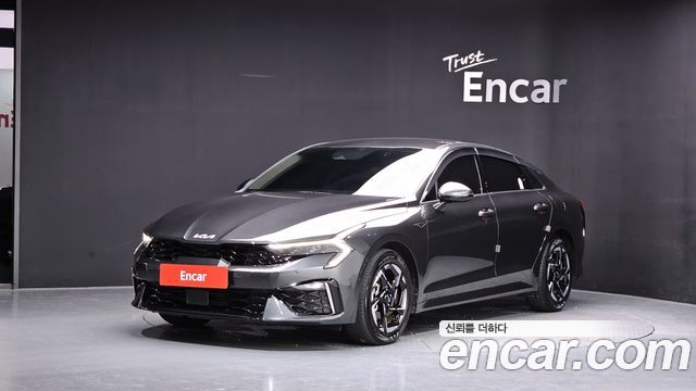 Kia K5 2025