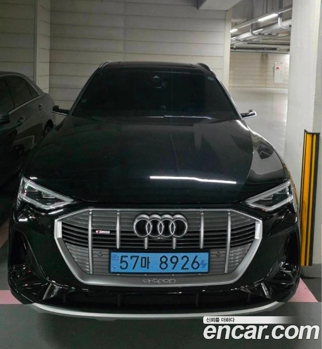 Audi e-tron 2022