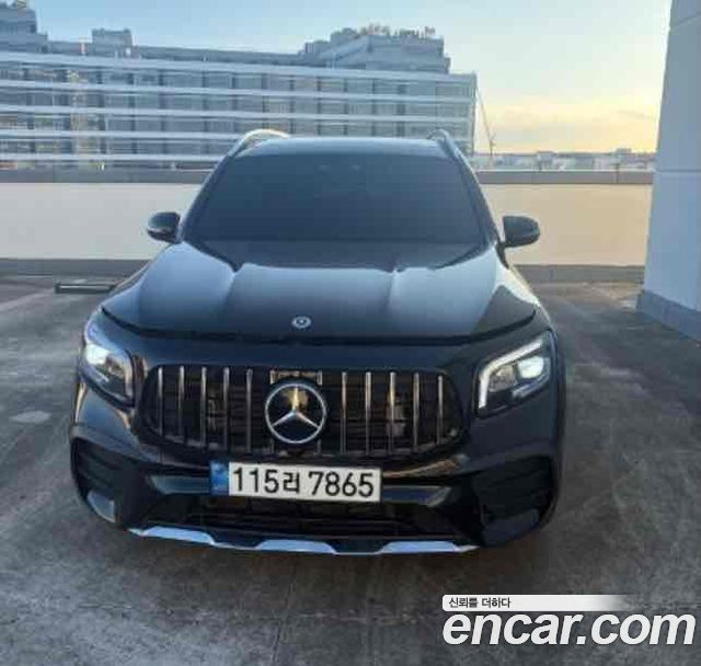 Mercedes-Benz GLB-Class 2022