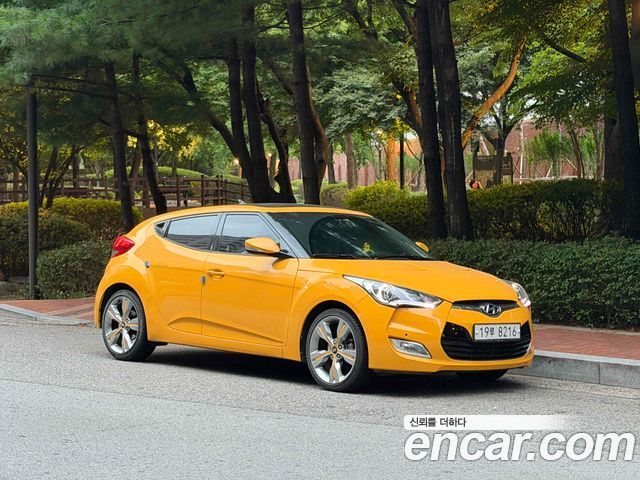 Hyundai Veloster 2013