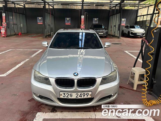 BMW 3-Series 2010