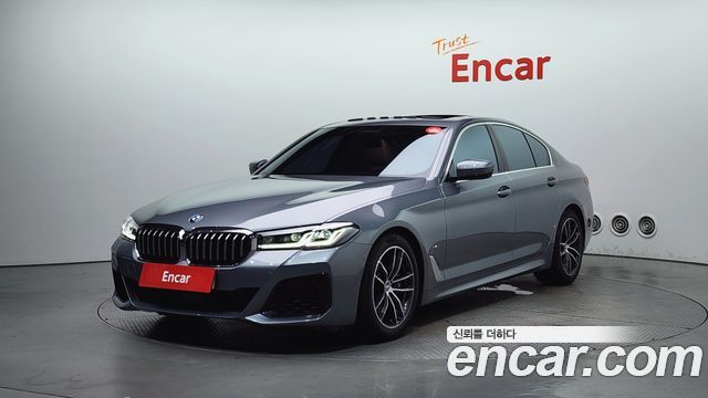 BMW 5-Series 2023