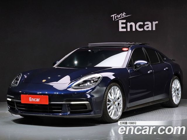 Porsche Panamera 2020