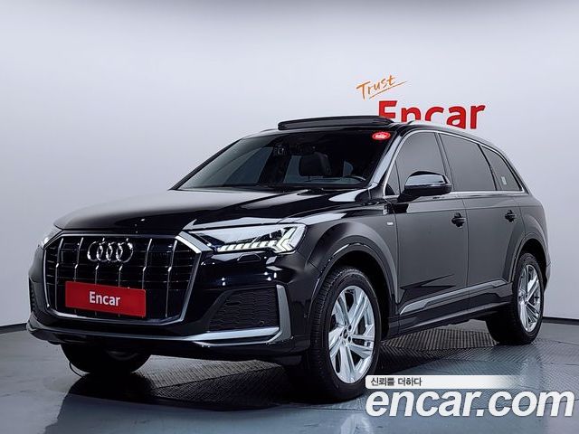 Audi Q7 2021