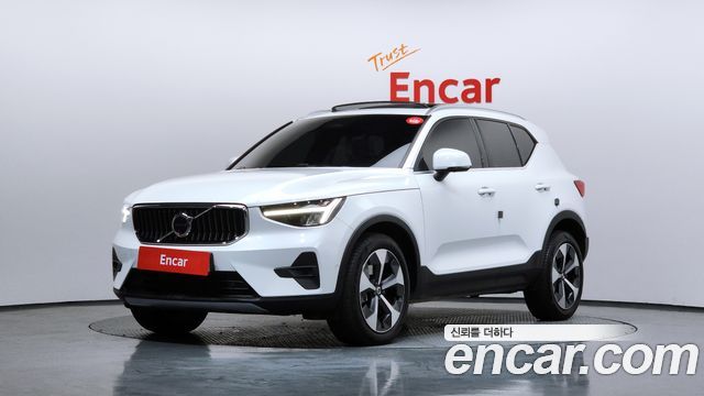 Volvo XC40 2023