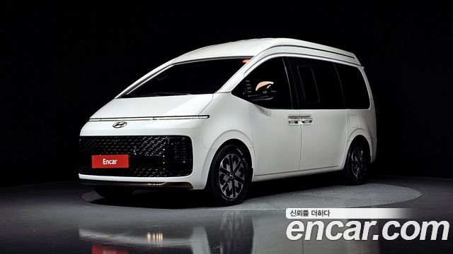 Hyundai Staria 2022