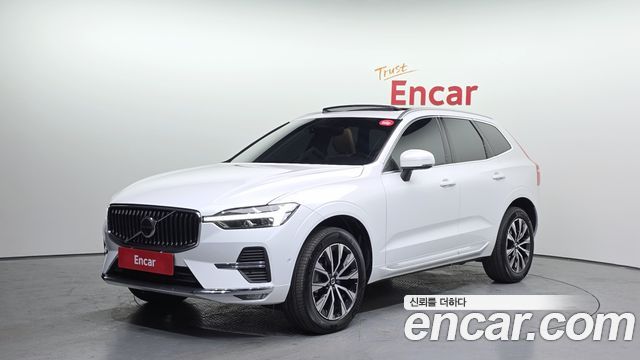 Volvo XC60 2025