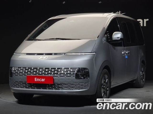 Hyundai Staria 2024