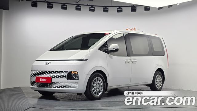 Hyundai Staria 2023