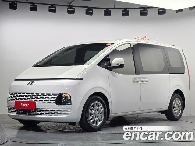 Hyundai Staria 2023