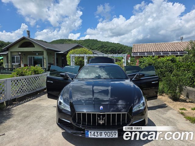 Maserati Quattroporte 2020