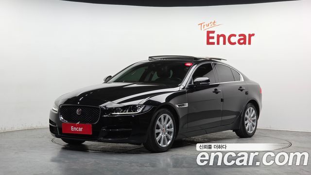 Jaguar XE 2018