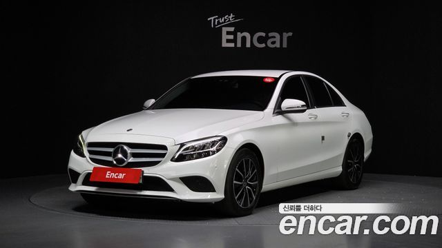 Mercedes-Benz C-Class 2020