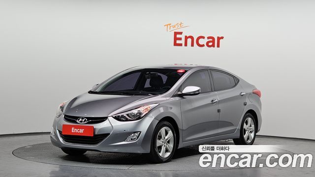 Hyundai AVANTE 2013
