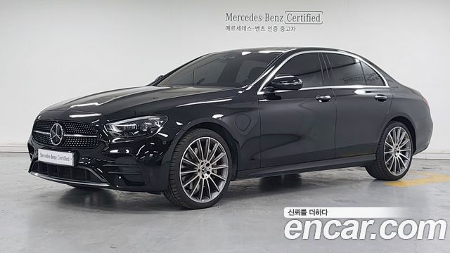 Mercedes-Benz E-Class 2022