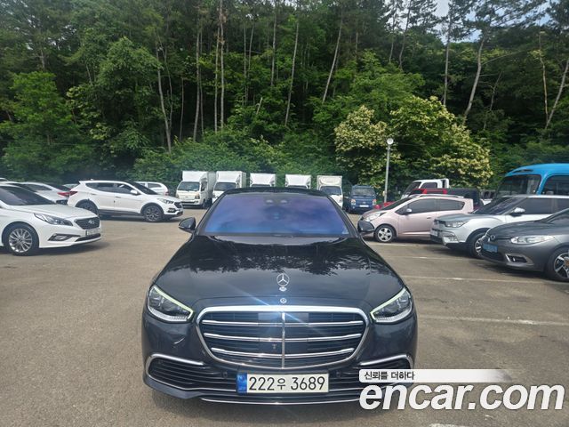 Mercedes-Benz S-Class 2021