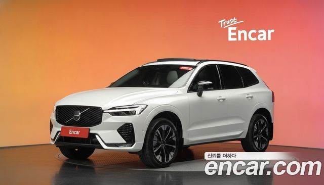 Volvo XC60 2025