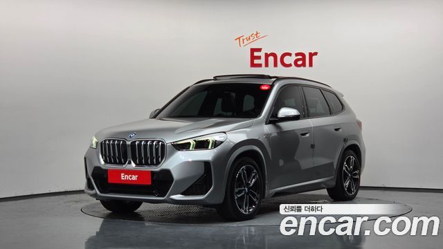 BMW iX1 2023