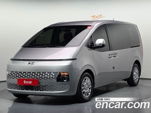 Hyundai Staria 2021