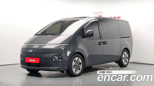 Hyundai Staria 2025