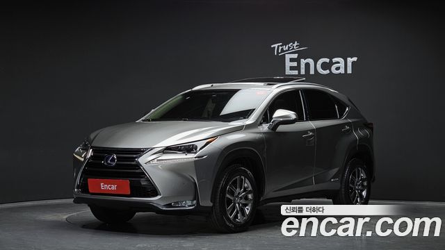 Lexus NX 2016