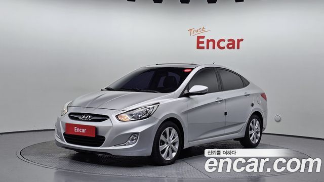 Hyundai Accent 2012
