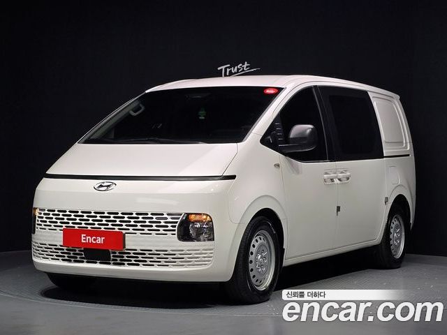 Hyundai Staria 2023
