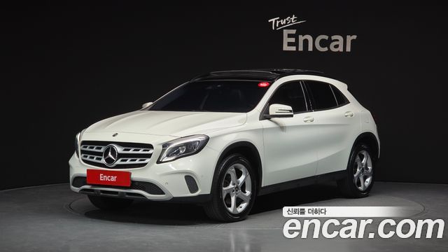 Mercedes-Benz GLA-Class 2017