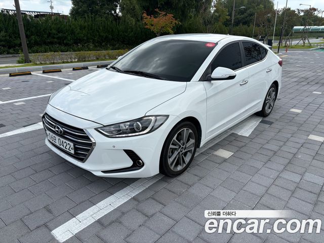 Hyundai AVANTE 2016