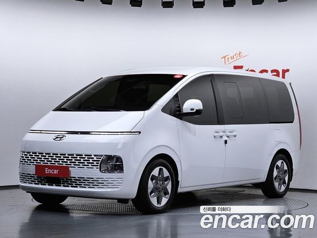 Hyundai Staria 2022