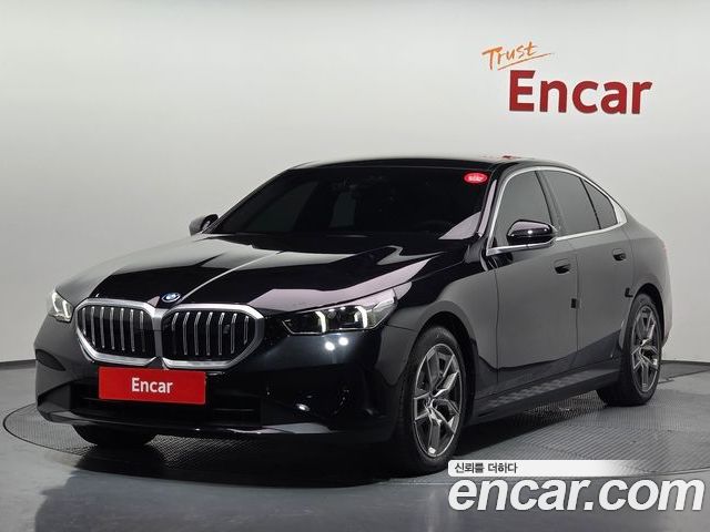 BMW i5 2025