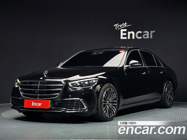 Mercedes-Benz S-Class 2024