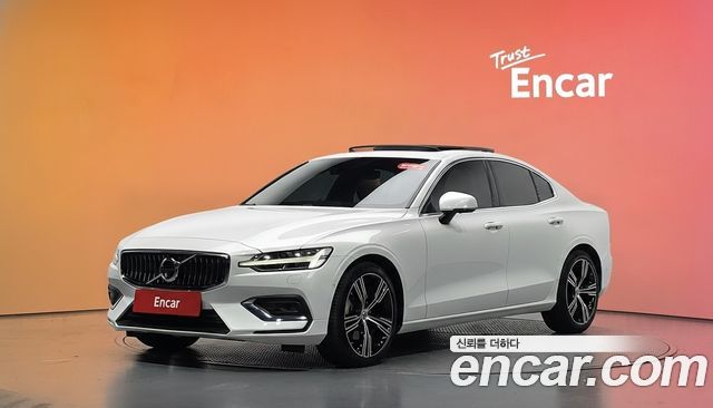 Volvo S60 2021
