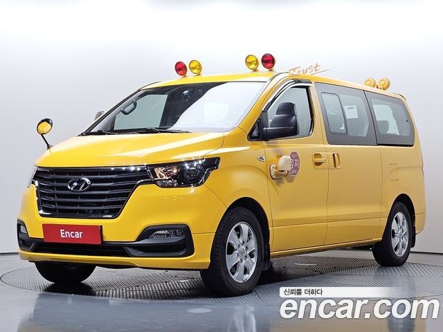 Hyundai Starex 2019