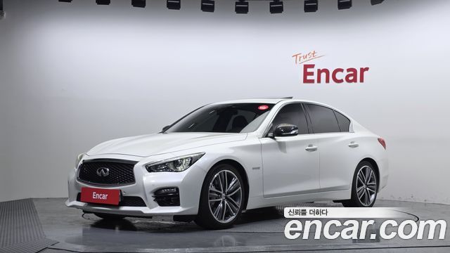 Infiniti Q50 2015