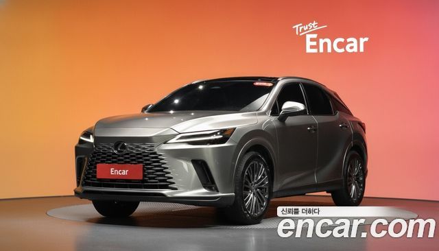 Lexus RX 2023