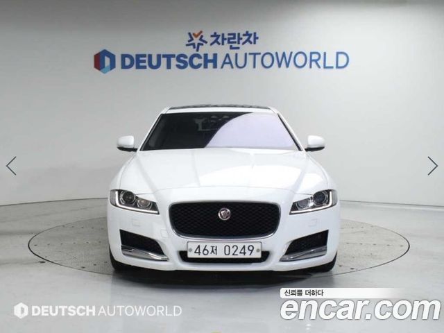 Jaguar XF 2016