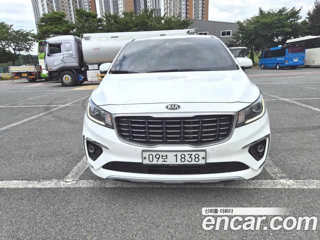 Kia Canival 2018