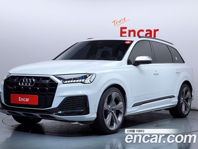 Audi SQ7 2023