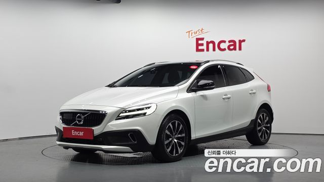 Volvo V40 2019