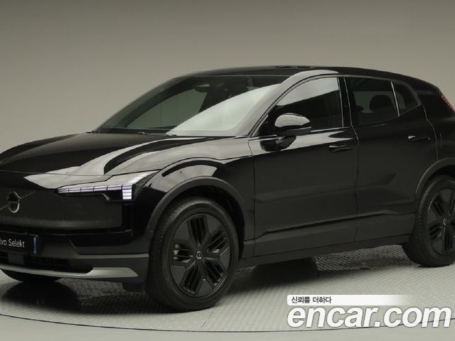 Volvo EX30 2025