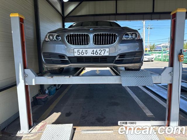 BMW 5-Series 2015
