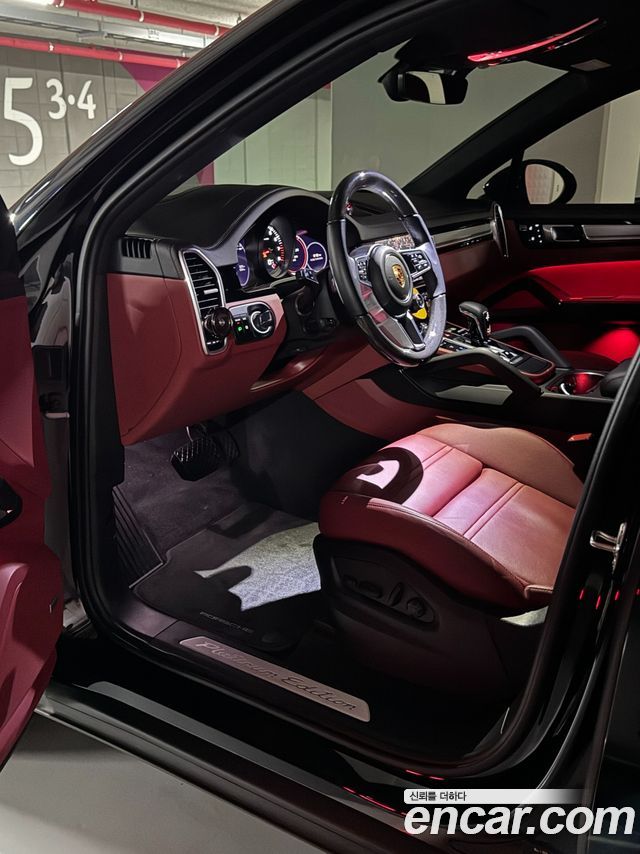 Porsche Cayenne 2022