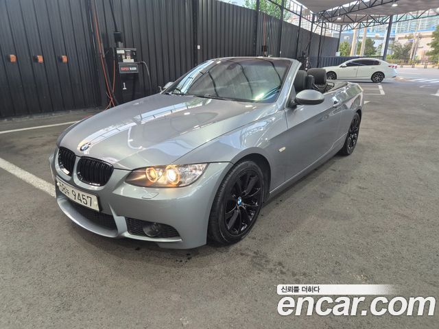 BMW 3-Series 2009