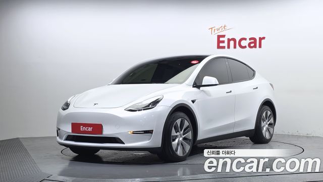 Tesla Model Y 2022