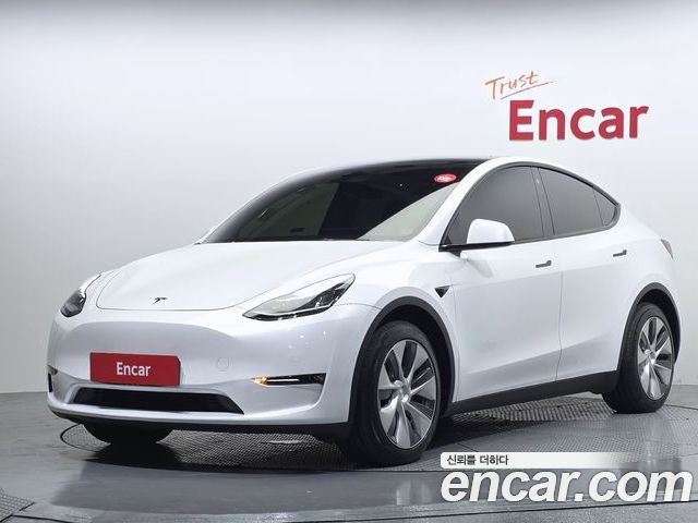 Tesla Model Y 2022