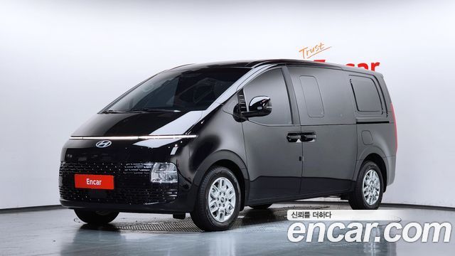Hyundai Staria 2025
