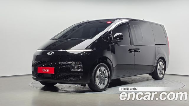Hyundai Staria 2025