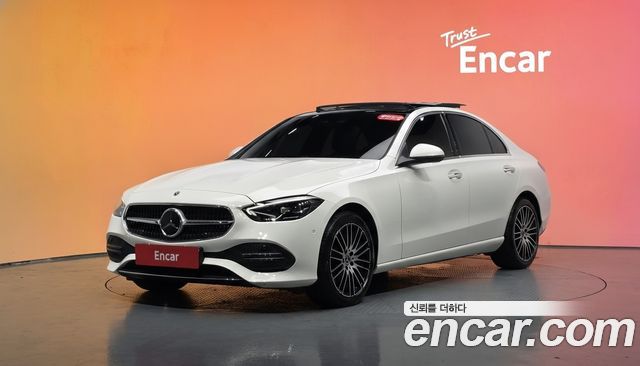 Mercedes-Benz C-Class 2022
