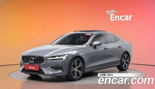 Volvo S60 2021